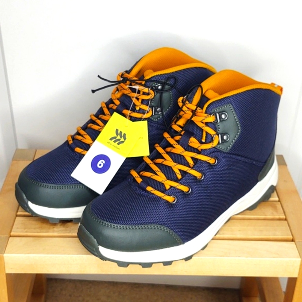 All In Motion, Target Big Boys hiking boots, size 6, 🆕